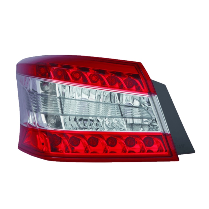 Nissan Pulsar B17 11/2012-12/2017 Outer Tail Light Left Hand Side
