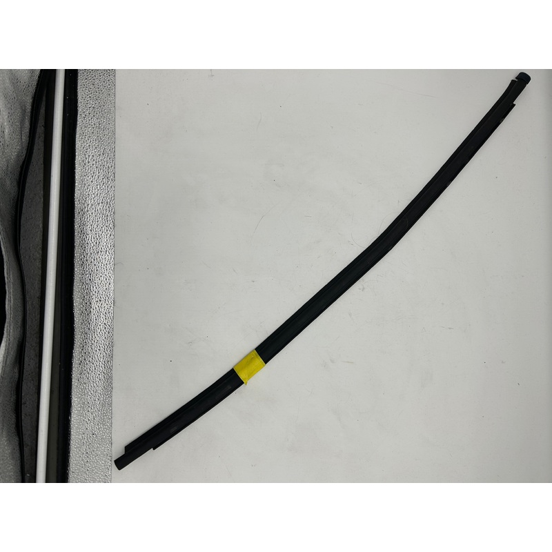 Toyota Hilux TGN121R 2018-2020 Window Weather Strip Front Right Hand Side