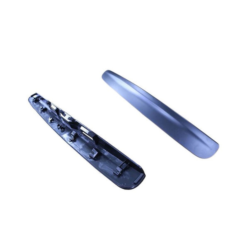 Nissan Dualis J10 11/2007-05/2014 Tail Gate Garnish Without Camera