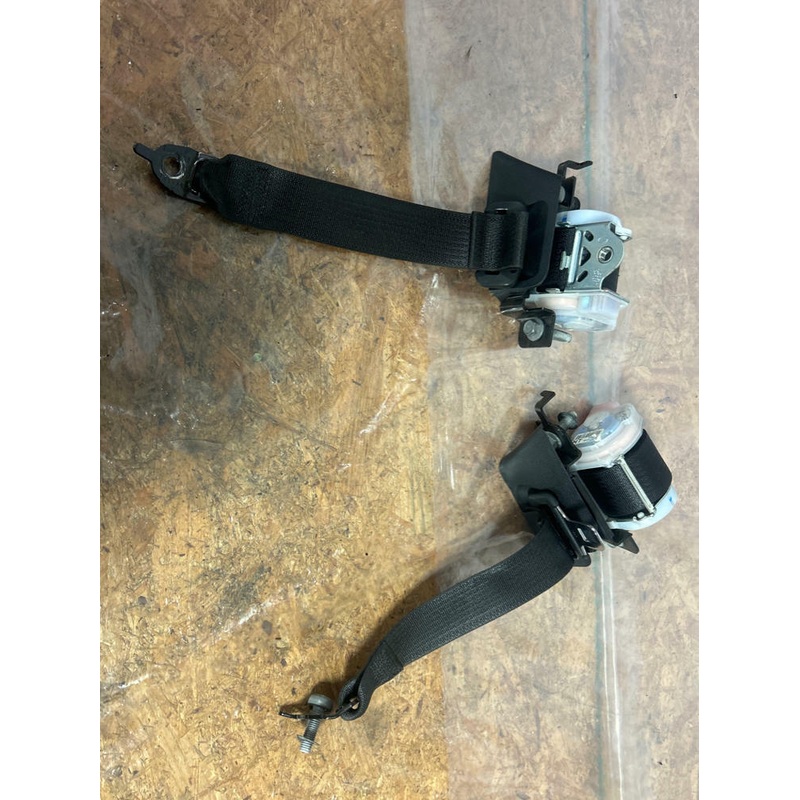 2015-17 Ford Mustang GT Rear Seat Belt Pair 253