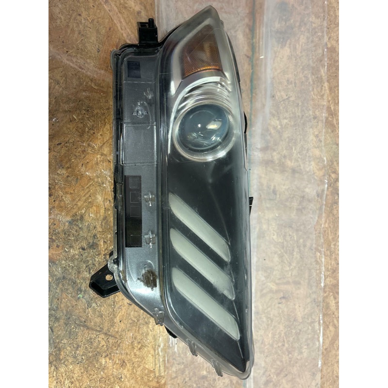 2015-17 Ford Mustang OEM Passenger Head Light 253