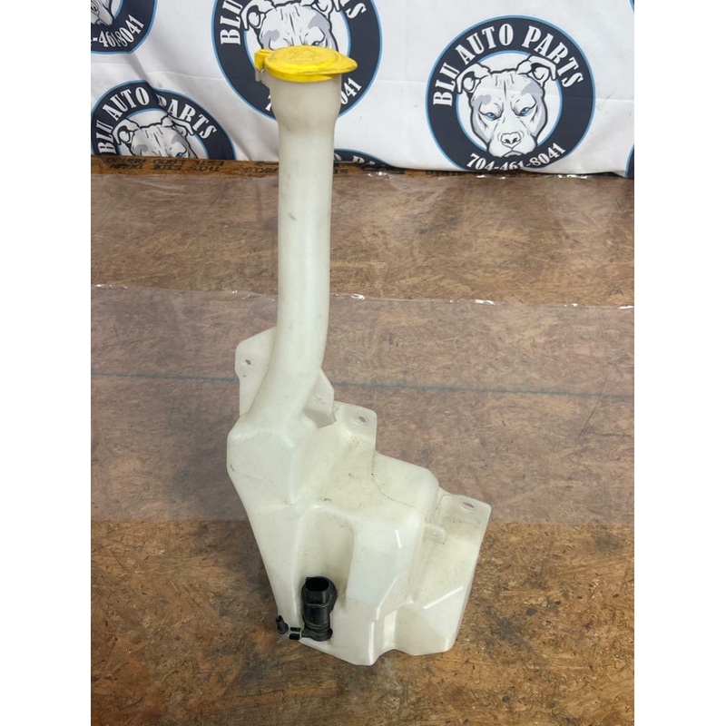 2015-17 Ford Mustang Windshield Wiper Reservoir 253