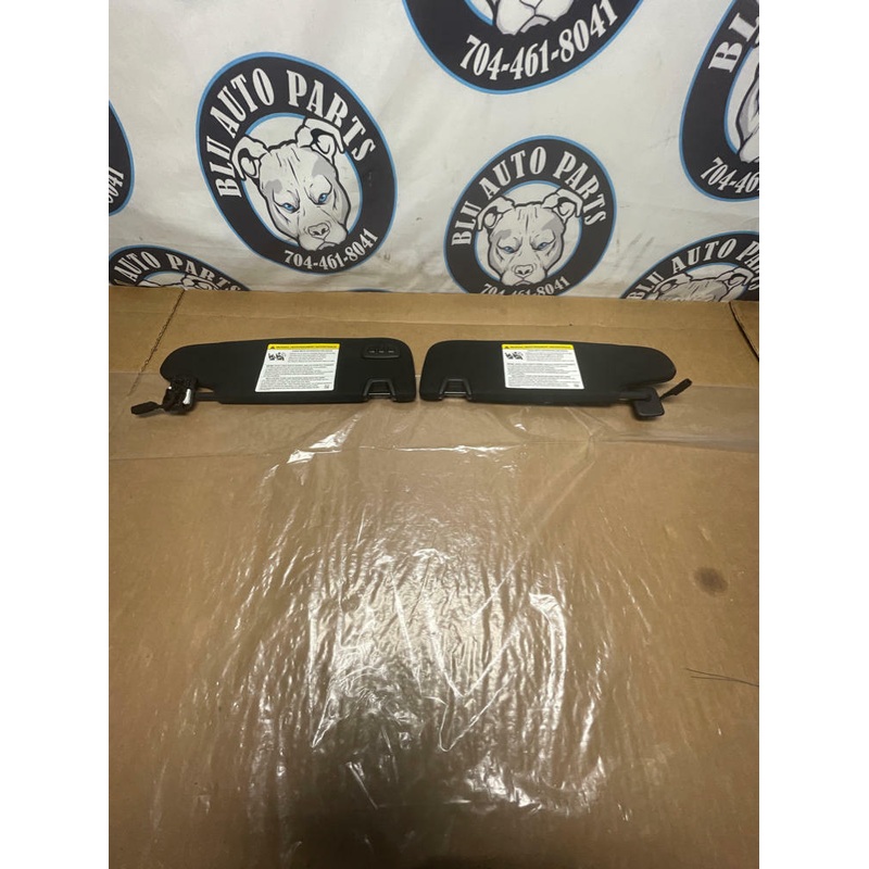 2015-23 Ford Mustang Convertible Home Link Sun Visors 244
