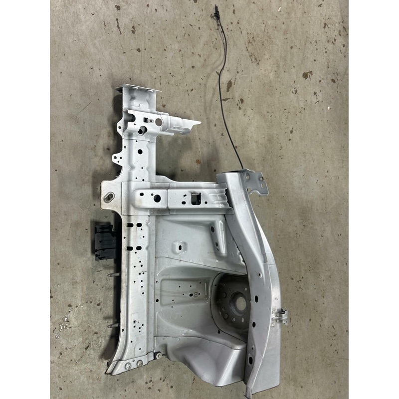 2015-23 Ford Mustang Driver LH Frame Rail 253