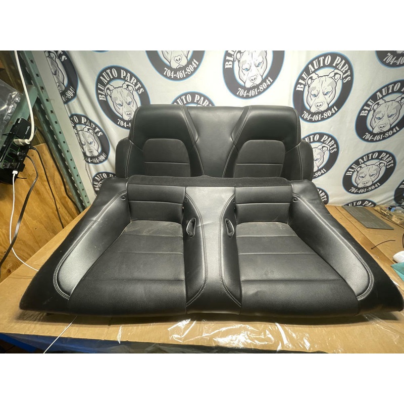 2018-23 Ford Mustang Convertible Leather Rear Seat 244