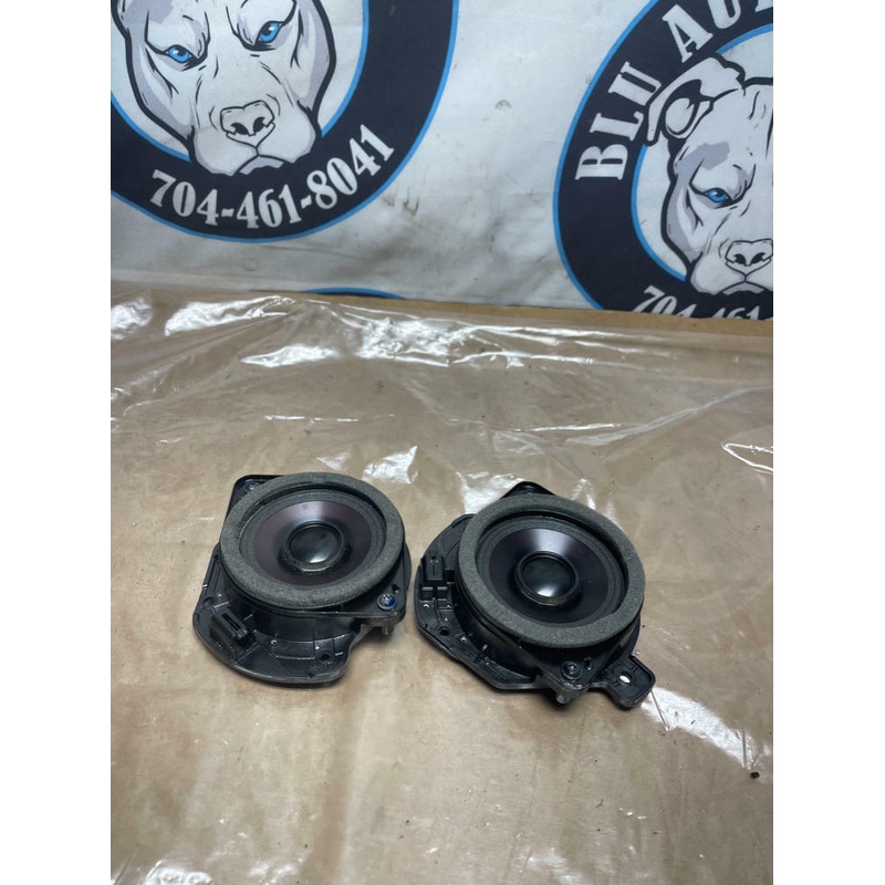 2018-23 Ford Mustang Tweeters Pair LH RH 244