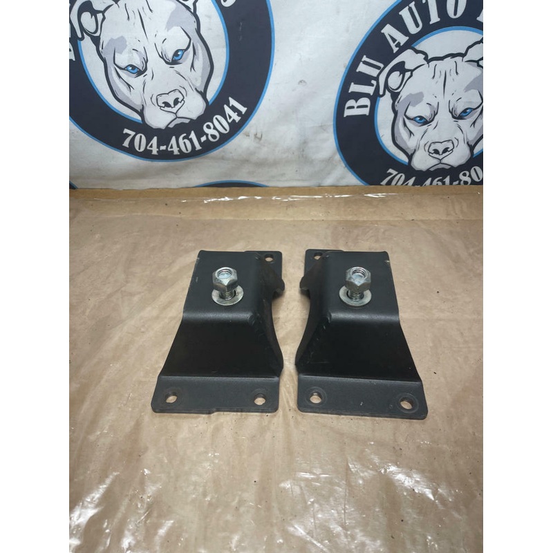 2003-04 Ford Mustang SVT Cobra Aftermarket Solid Motor Mounts Pair 247