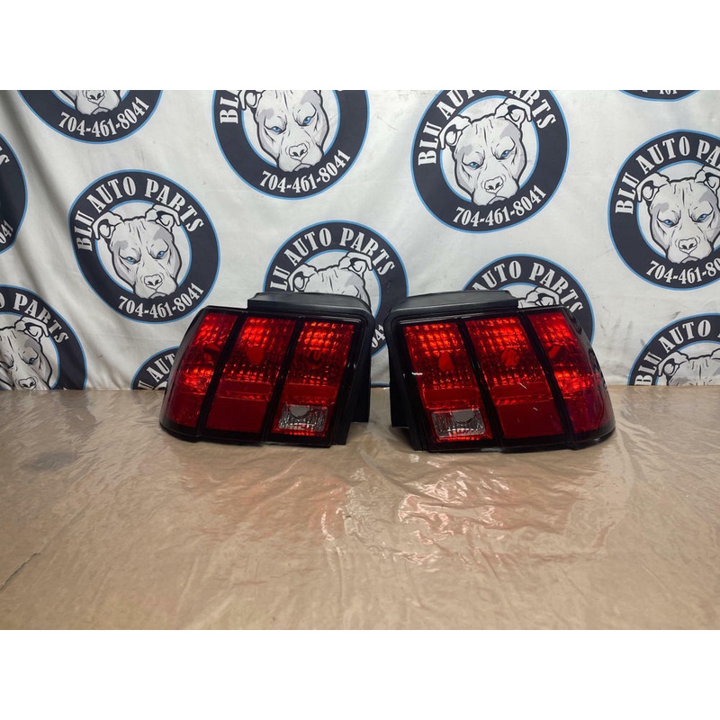 2003-04 Ford Mustang SVT Cobra Taillights Pair LH RH 247