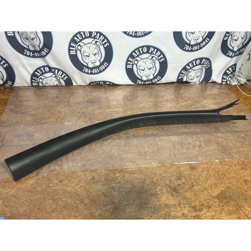 2011-14 Ford Mustang Driver LH Interior A-Pillar 239
