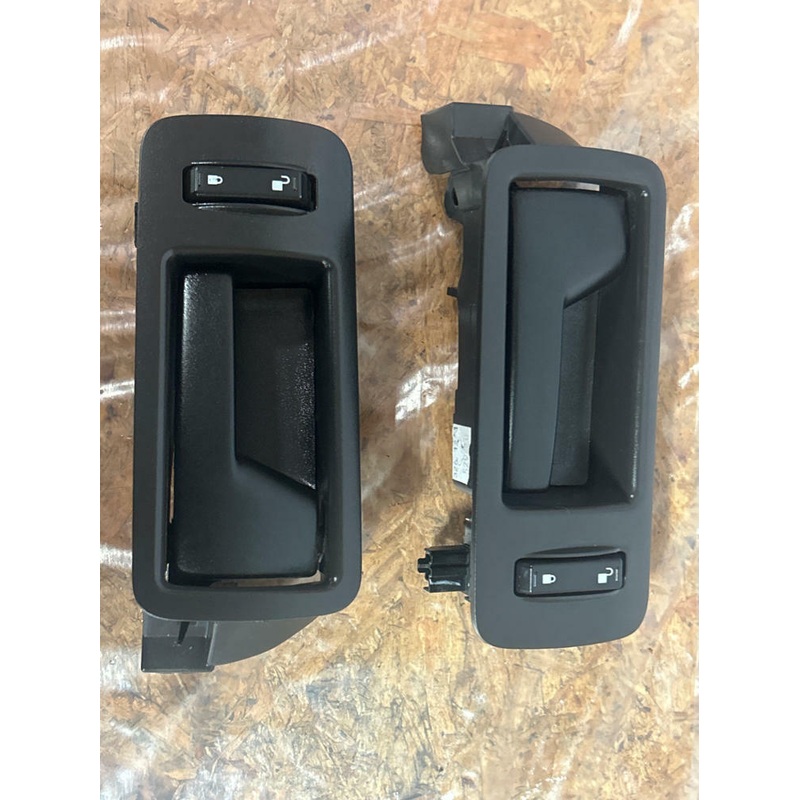 2011-14 Ford Mustang Interior Door Handle/Locks- Pair 239