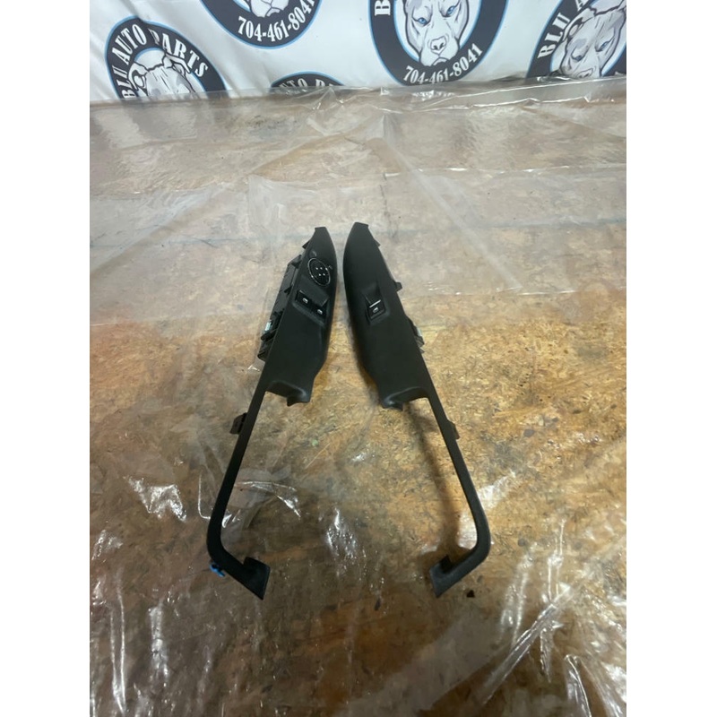 2015-17 Ford Mustang Door Switches & Bezels 256