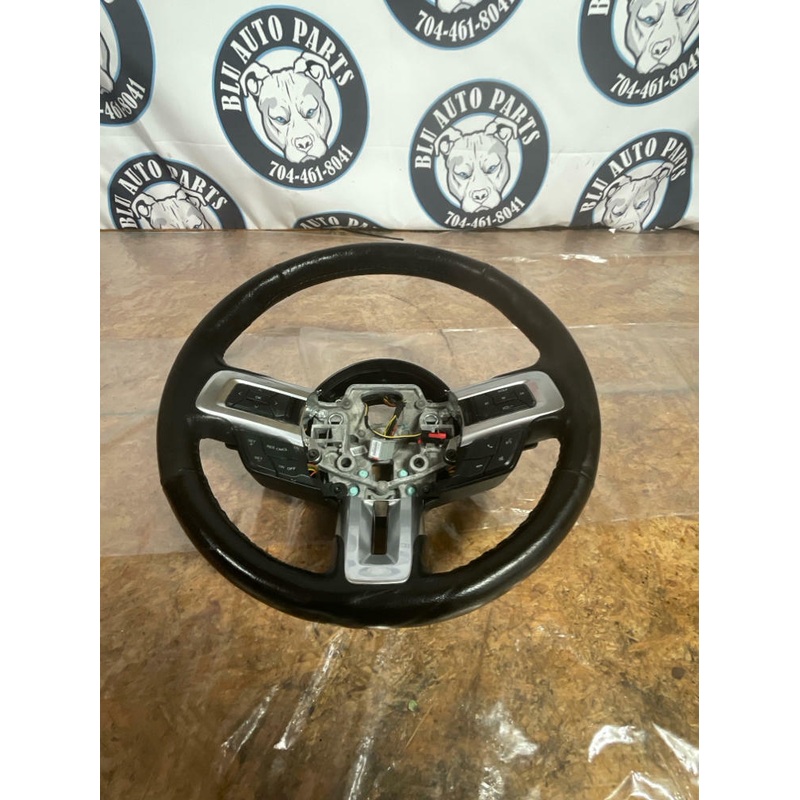 2015-17 Ford Mustang GT Leather Steering Wheel 256