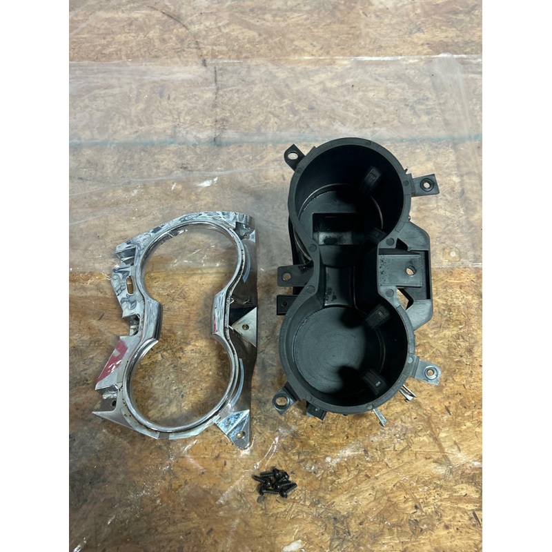 2015-17 Ford Mustang Illuminated Cup Holders 240
