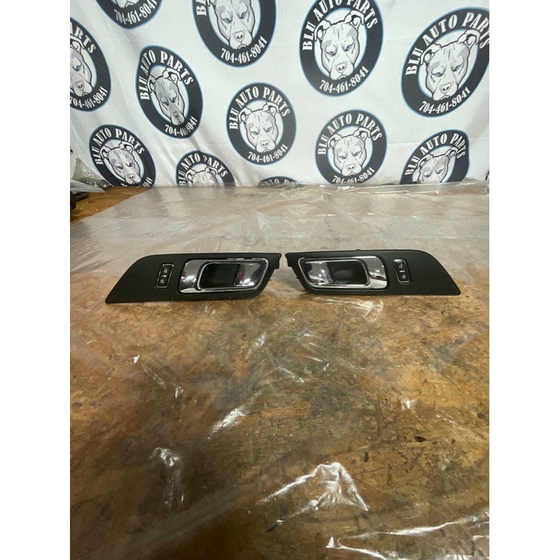 2015-17 Ford Mustang Interior Door Handles 256