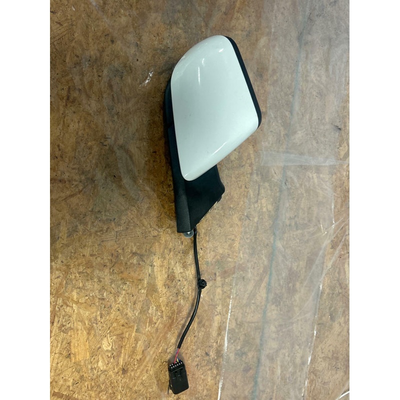 2015-17 Ford Mustang Passenger RH Sideview Mirror No Options YZ Oxford White 248