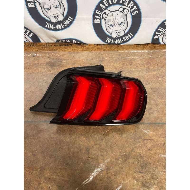 2015-23 Ford Mustang GT RH Tail Light 236