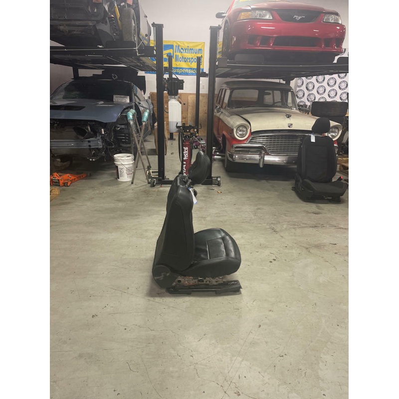 2015-23 Ford Mustang Leather Driver Seat LH 237