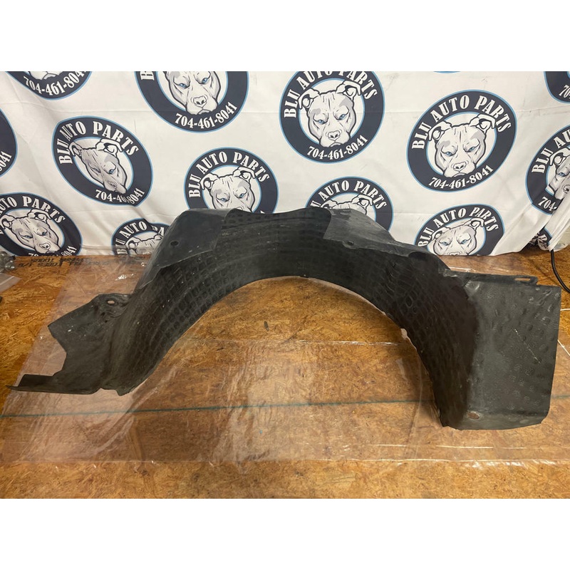 1999-04 Ford Mustang GT Bullitt Front LH Fender Liner- 51K Miles 257
