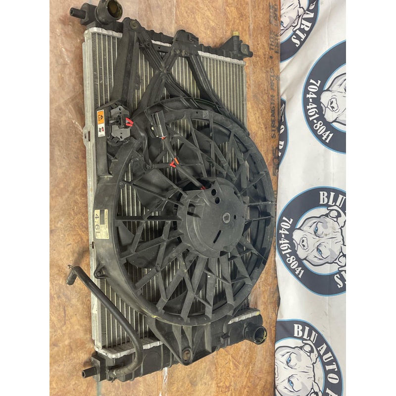 1999-04 Ford Mustang GT Bullitt Radiator/Fan Assembly- 51k Miles, for 2V 257