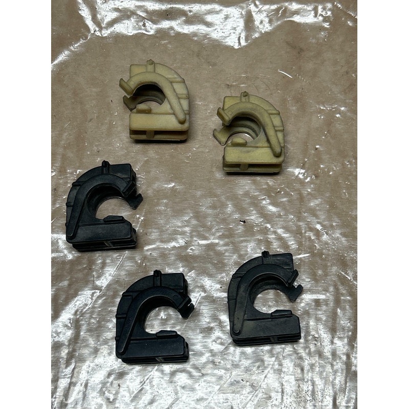 1999-04 Ford Mustang GT Bullitt SVT A/C Hardline Clips Set 257