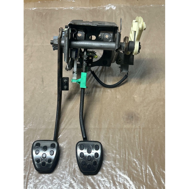 1999-04 Ford Mustang GT SVT Bullitt Pedal Box Assembly 257
