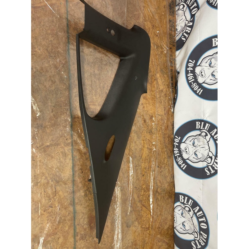 1999-04 Ford Mustang Interior Quarter Window Trim- Passenger RH, for Coupe 257