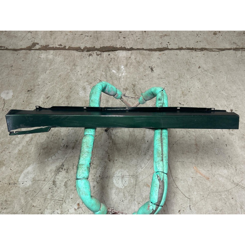 2001 Ford Mustang Bullitt LH Side Skirt/Rocker Panel (Code PY)- NEEDS WORK 257
