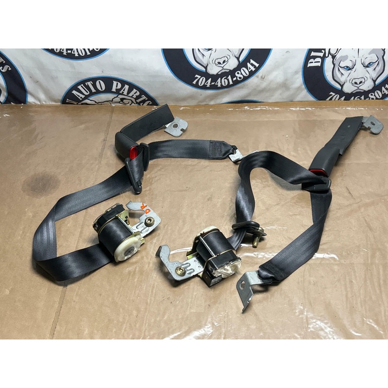 2001 Ford Mustang Bullitt Rear Seat Belt Pair- 51k Miles, for Coupe 257