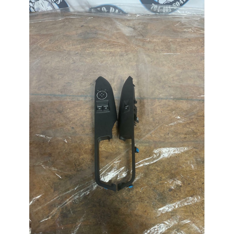 2015-17 Ford Mustang Door  Window Switches & Bezels Panels 248