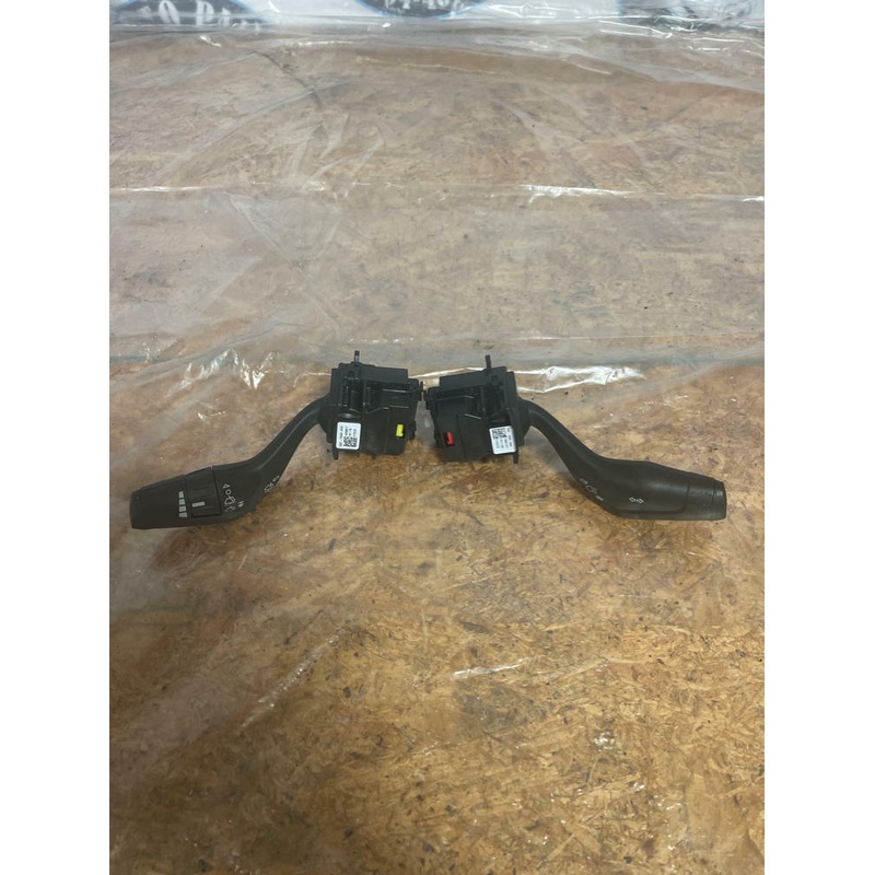 2015-17 Ford Mustang Turn Signal Stalk 248