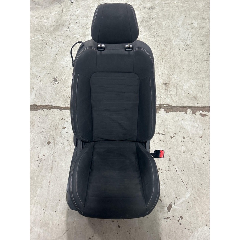 2015-23 Ford Mustang Base Cloth Front Right Passenger Seat 248