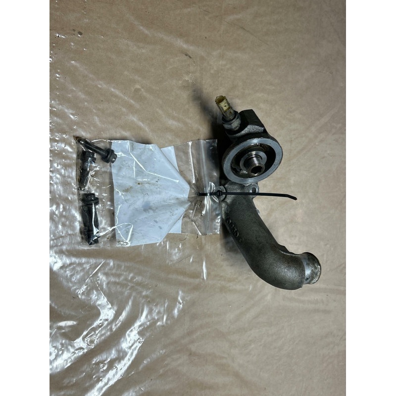 1999-04 Ford Mustang GT 2V Oil  Filter Housing 230