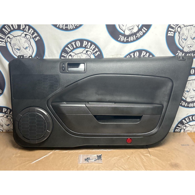 2007-09 Ford Mustang Shelby GT500 KR Passenger RH Door Panel 16k Miles 263