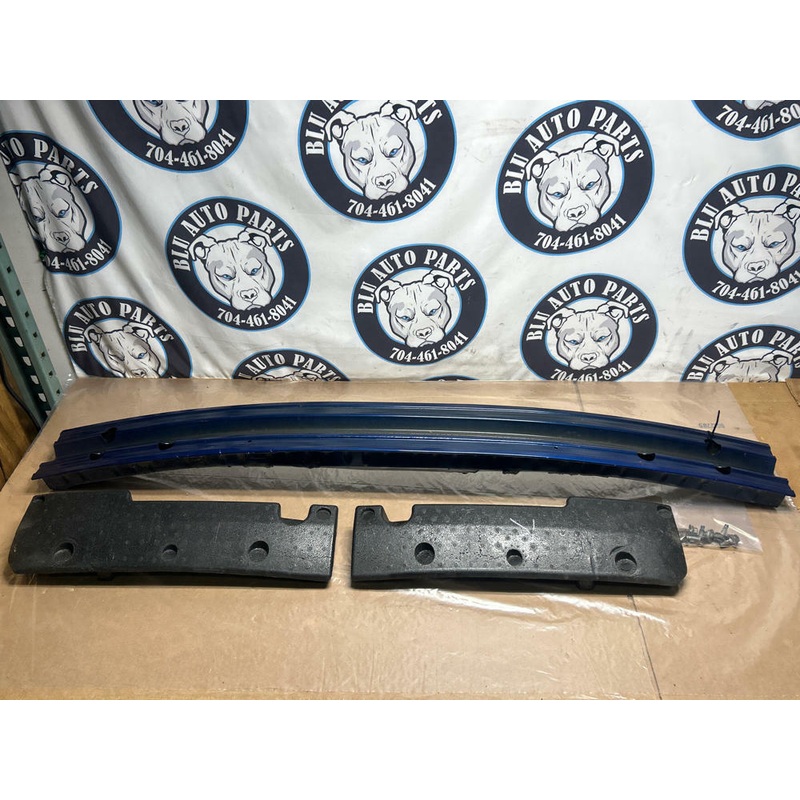 2007-09 Ford Mustang Shelby Rear Crash Absorber & Foam Vista Blue 16k Miles 263