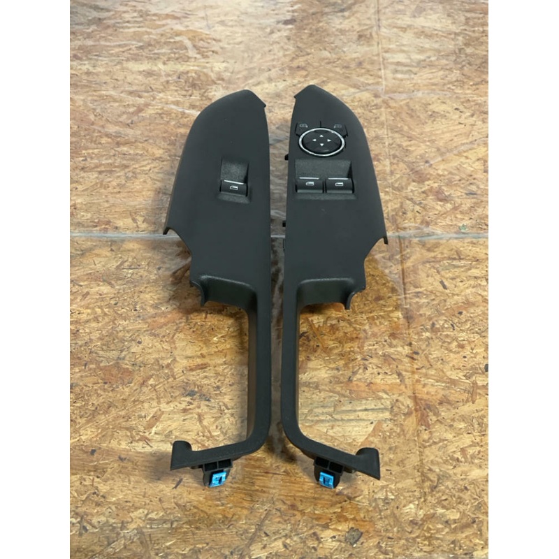 2015-17 Ford Mustang Door Switches & Bezels 264