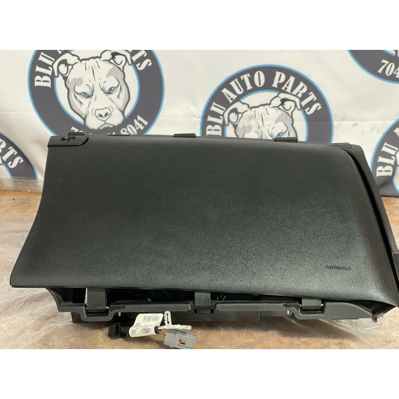 2015-17 Ford Mustang RH Knee Bolster Under Dash (FR3B-63060T10-AU3ZHE) 265