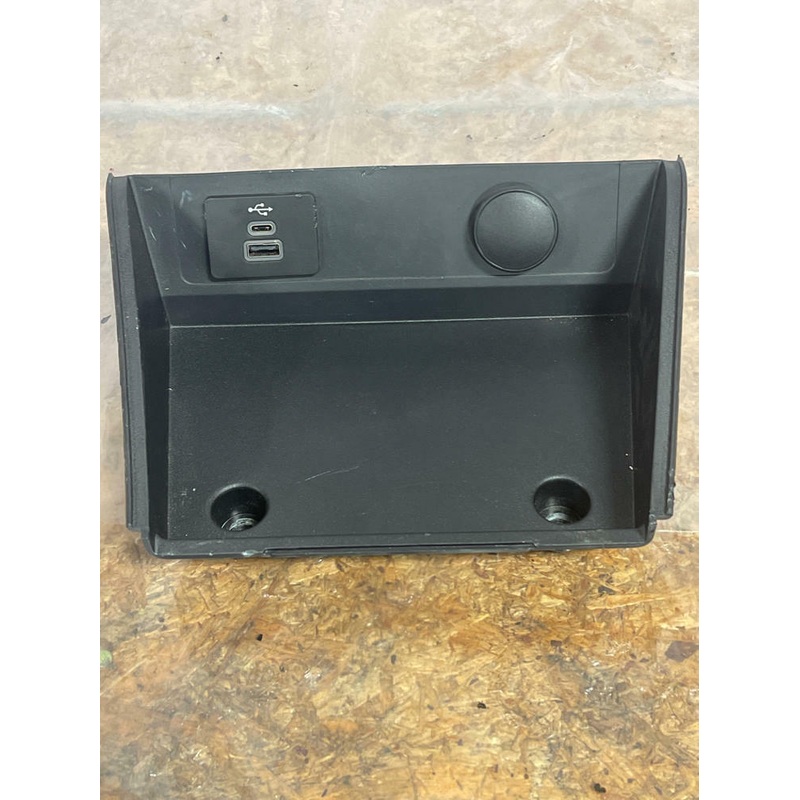 2024+ Ford Mustang GT Gen 4 S650 Coin Tray USB 250