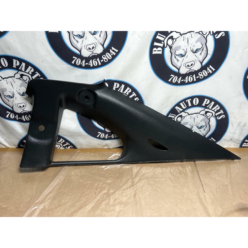 2003-04 Ford Mustang SVT Cobra Rear Int. Qrtr. Window Trim- Pass. RH 270