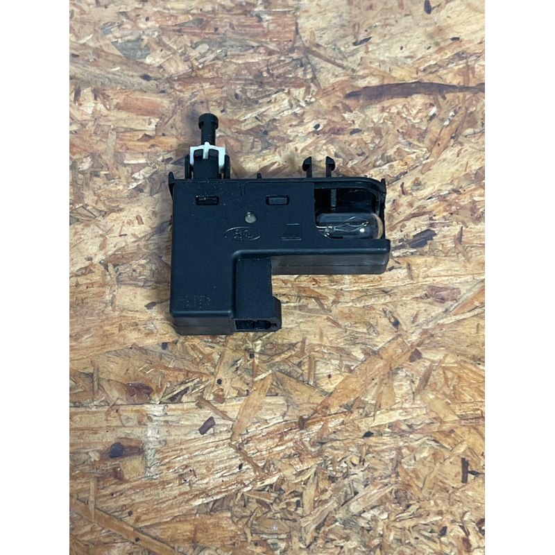 2015-17 Ford Mustang GT Glove Box Lighting Module 264