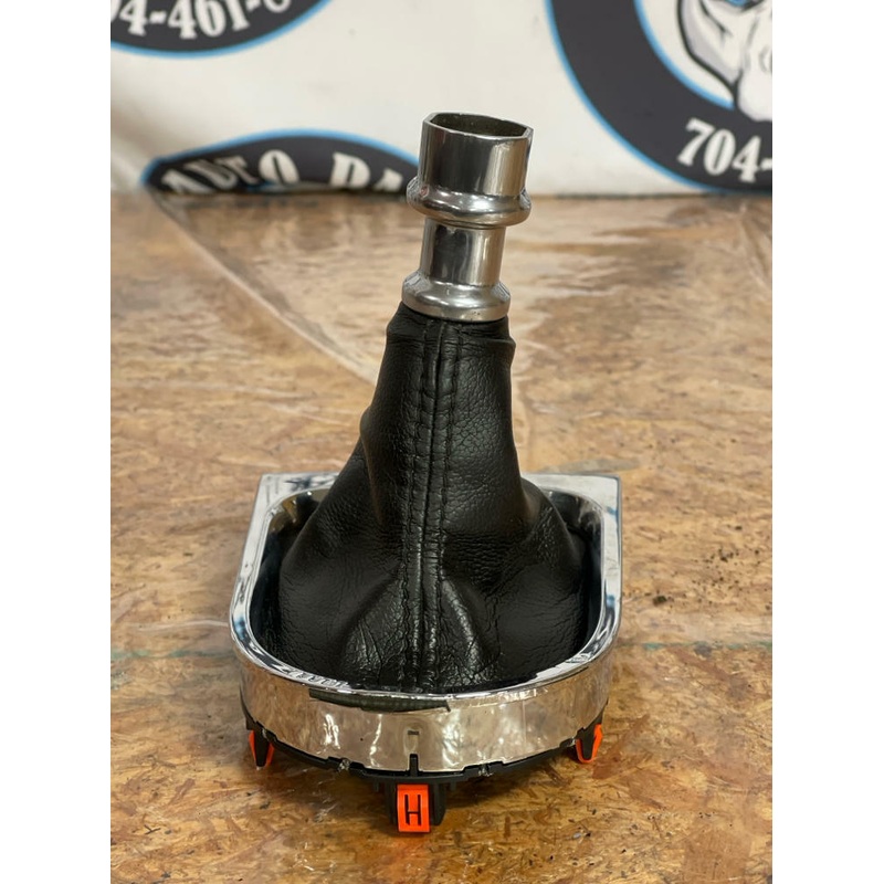 2015-17 Ford Mustang GT Shifter Bezel/Leather Boot- for MT82 Manual Trans 265