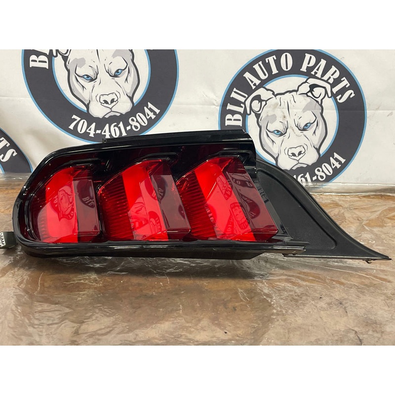 2015-17 Ford Mustang OEM LH Taillight 264