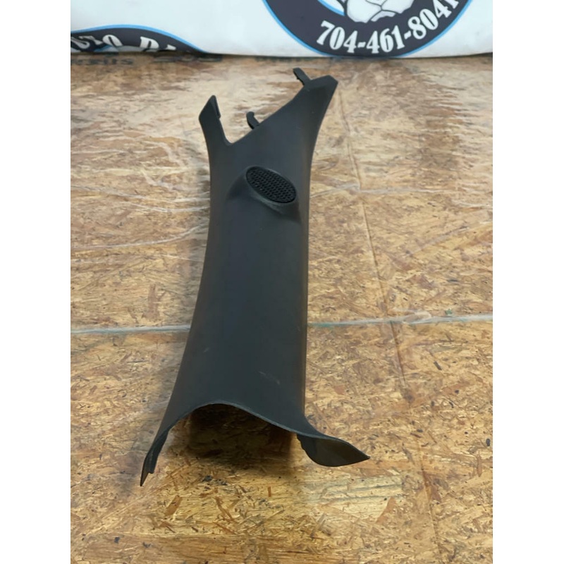 2015-23 Ford Mustang Interior Passenger RH A-Pillar w/ Tweeter 264