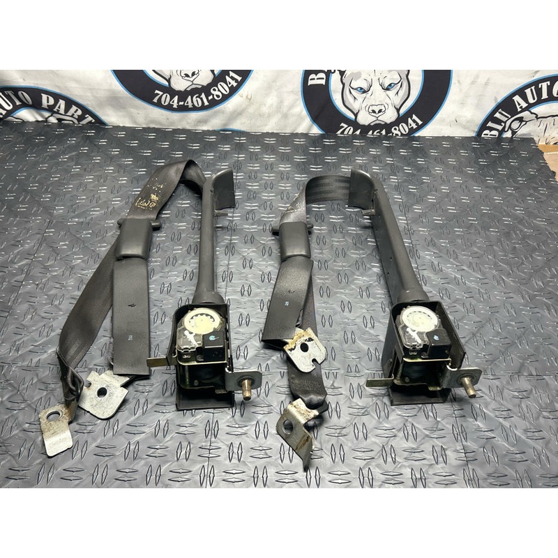 1999-04 Ford Mustang GT Saleen Convertible Rear Seat Belts Pair 245