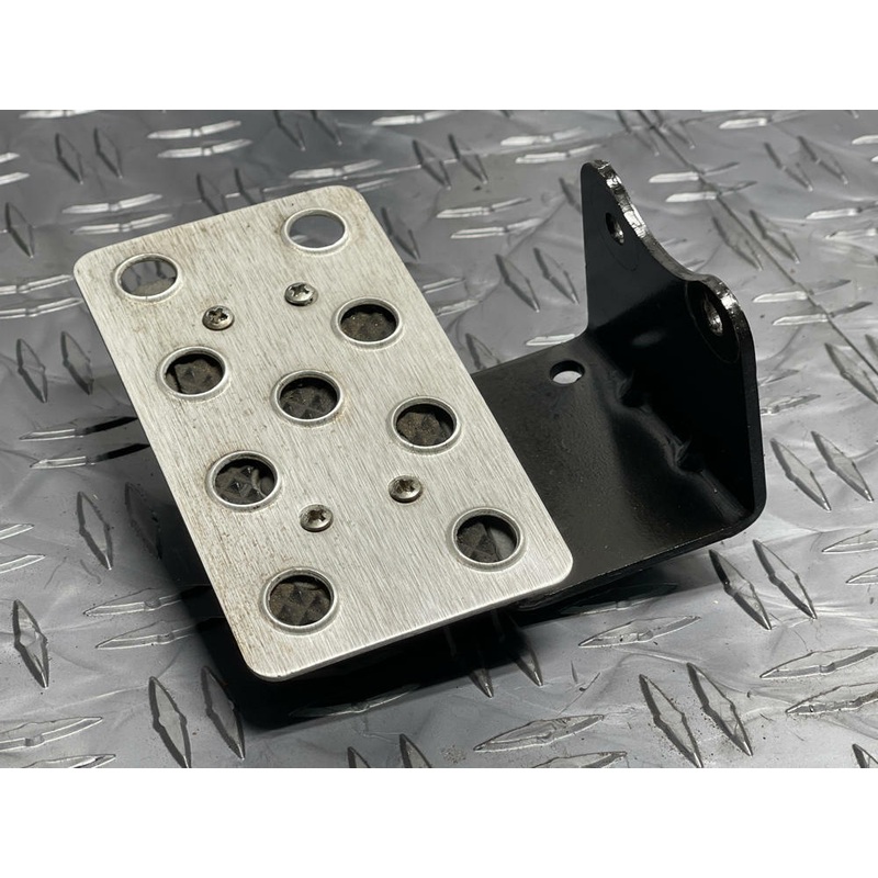 1999-04 Ford Mustang GT Saleen Dead Pedal