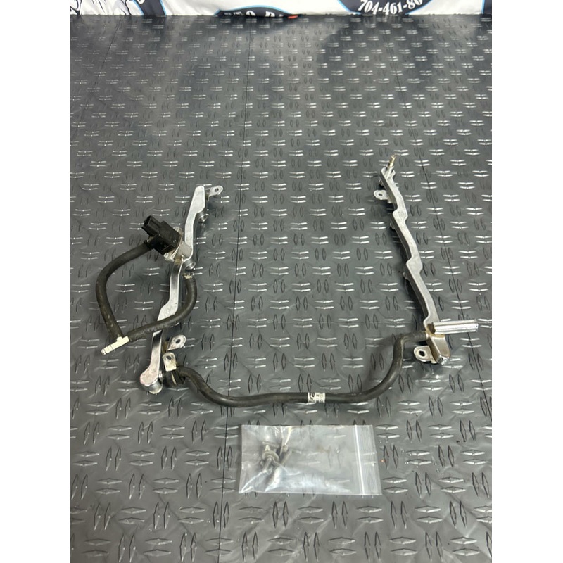 1999-04 Ford Mustang GT Saleen Fuel Rails 245