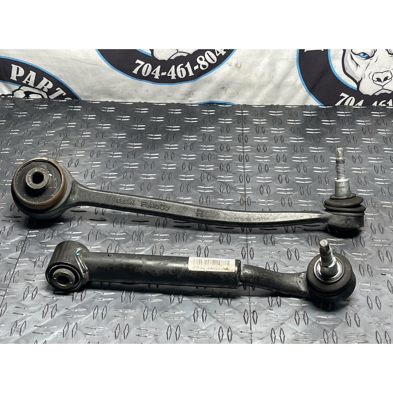2015-17 Ford Mustang GT Front Pass. RH Control Arm Pair- 42k Miles 269