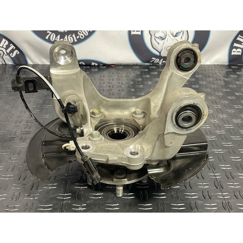 2024+ Ford Mustang GT Gen 4 S650 Rear Driver LH Spindle Assembly- 2k Miles 250