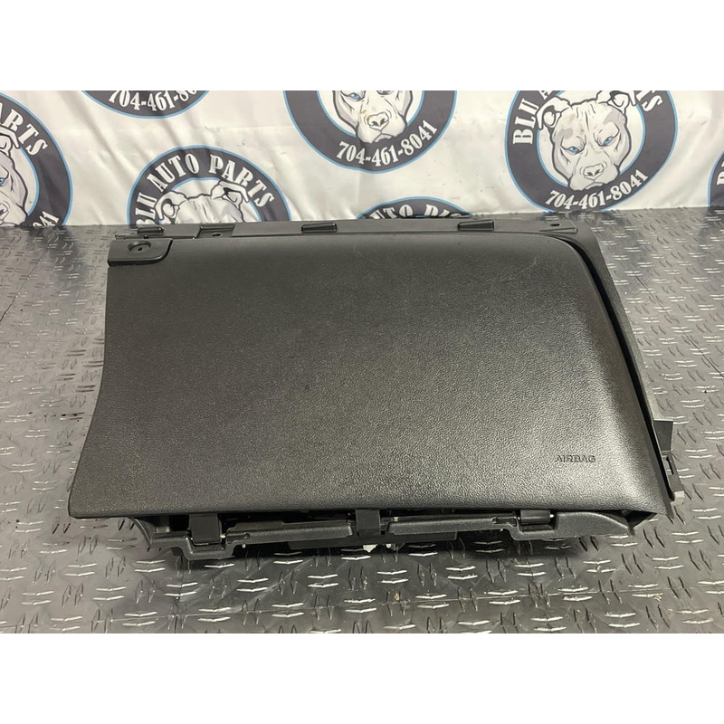 2015-17 Ford Mustang Glovebox (FR3B-63060T10-BF3ZHE)- 43k Miles 267