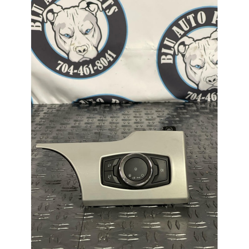 2015-17 Ford Mustang GT Head Light Control Knob 268