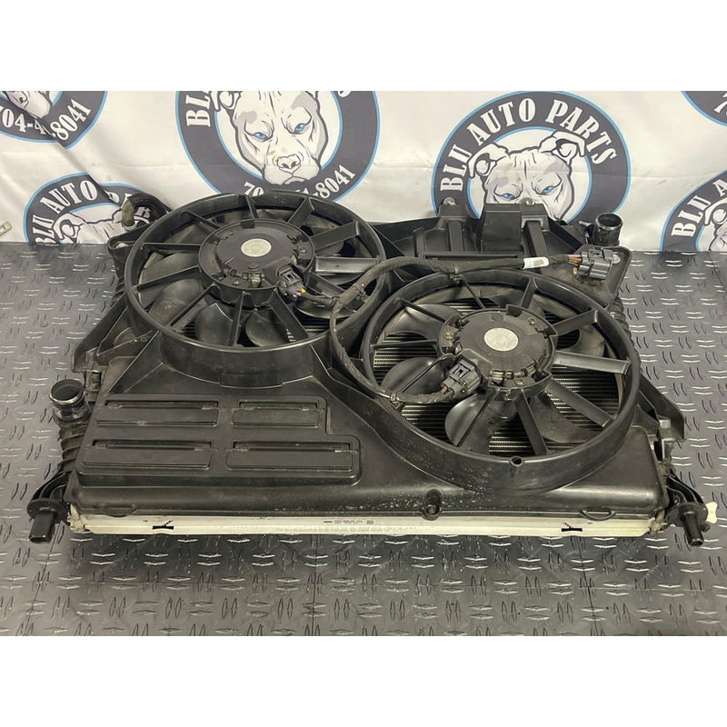 2015-17 Ford Mustang GT Radiator and Fan Assembly 268